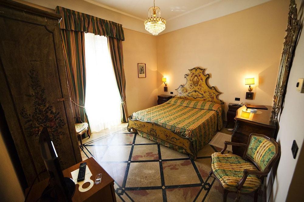 Grande Albergo Miramare Formia Eksteriør billede