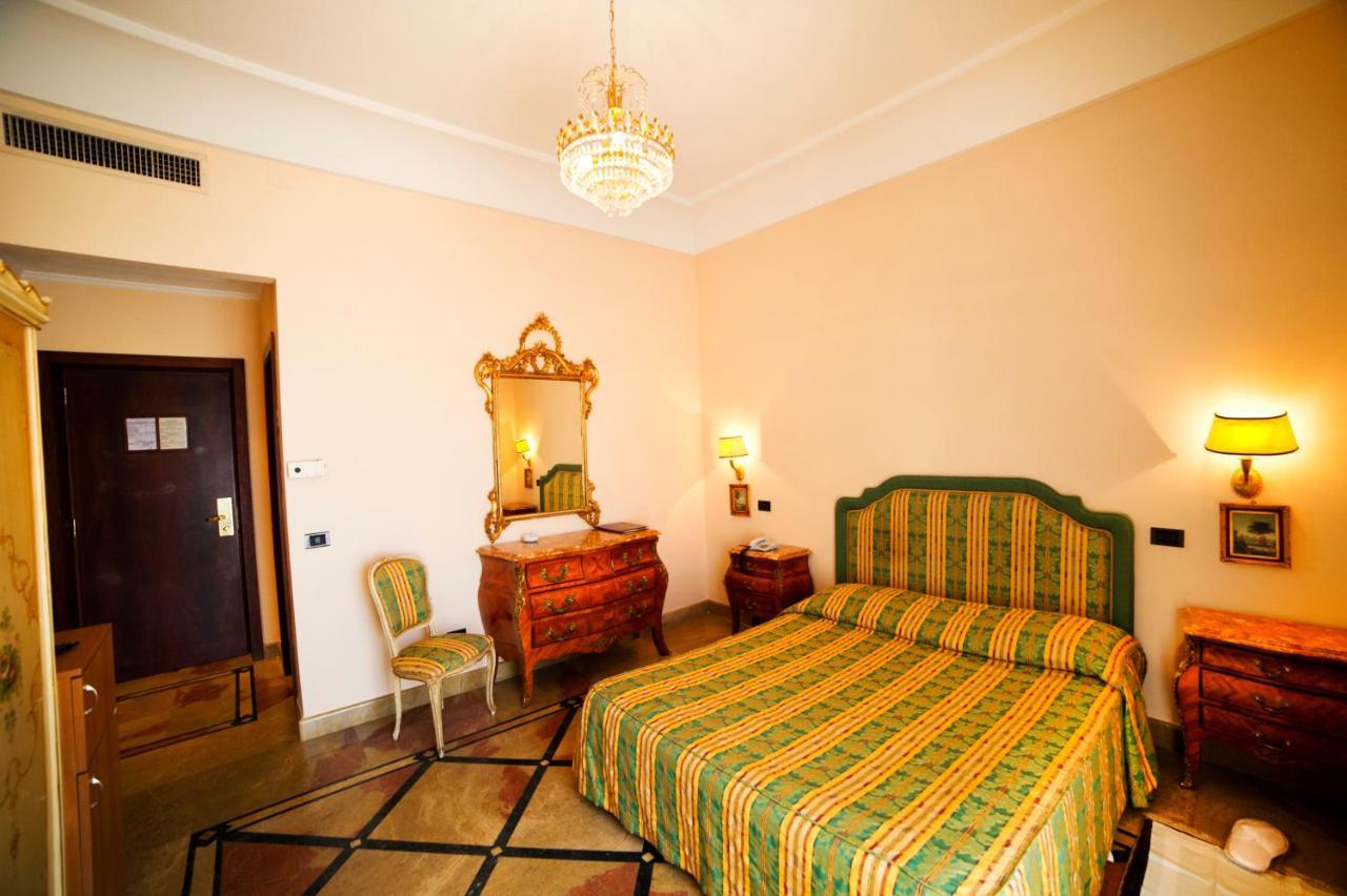 Grande Albergo Miramare Formia Eksteriør billede