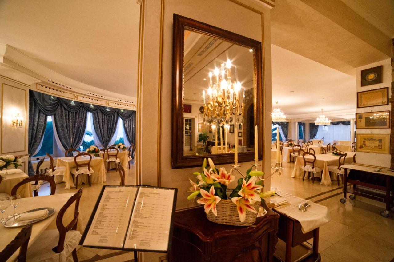Grande Albergo Miramare Formia Eksteriør billede
