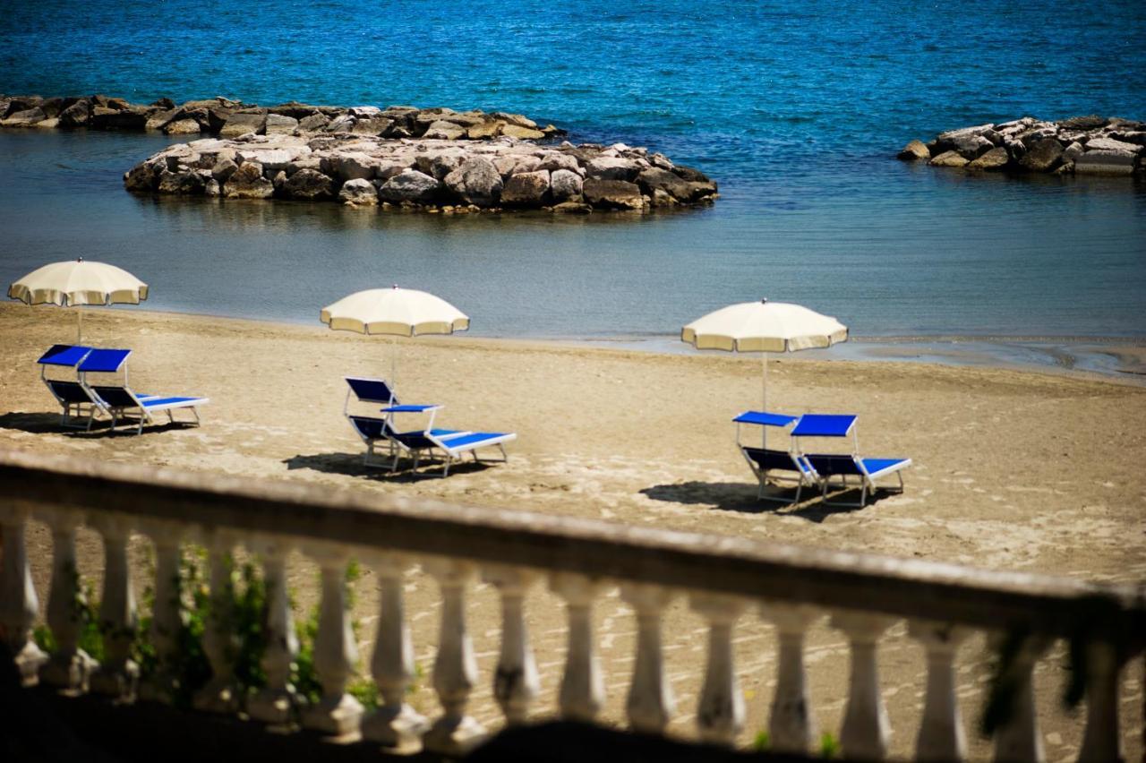 Grande Albergo Miramare Formia Eksteriør billede